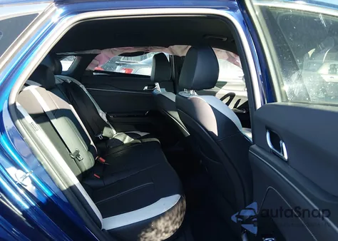 2025 Kia K5 Gt-Line из США, поврежденный, VIN KNAG64J71S5287402